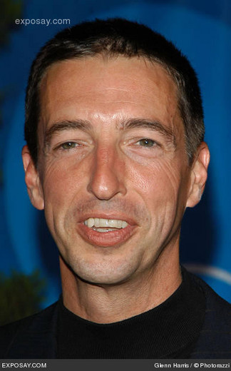ron-reagan-jr-2004-nbc-all-star-party-arrivals-lO0dvM.jpg
